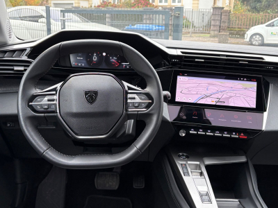 Peugeot 308 308 Allure/Automatik/1.Hand/LED/KAMERA/