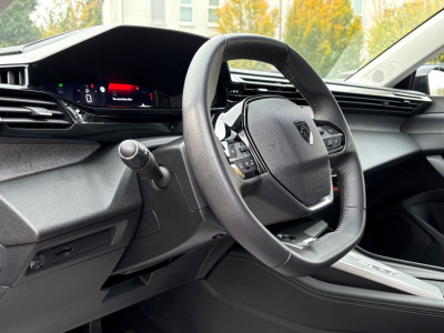 Peugeot 308 308 Allure/Automatik/1.Hand/LED/KAMERA/