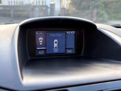 Ford Fiesta Fiesta Titanium/5xTürer/