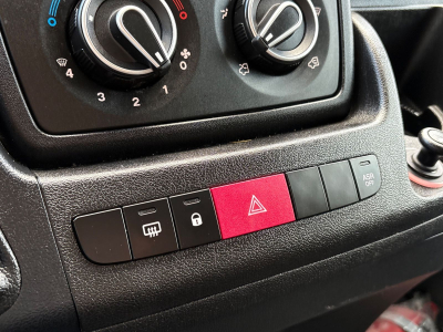 Peugeot Boxer Boxer Kasten Hochraum 335 L3H2 Premium BlueHDi 1