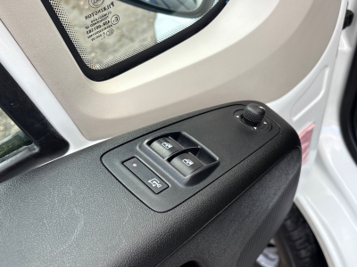 Peugeot Boxer Boxer Kasten Hochraum 335 L3H2 Premium BlueHDi 1