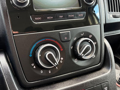 Peugeot Boxer Boxer Kasten Hochraum 335 L3H2 Premium BlueHDi 1