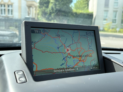 Peugeot 5008 5008 Allure/Automatik/Pano/7xSitze/Navi/