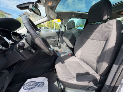 Peugeot 5008 5008 Allure/Automatik/Pano/7xSitze/Navi/