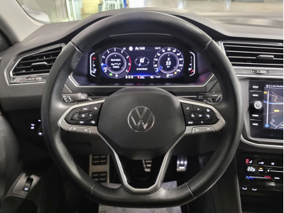Volkswagen Tiguan 1.5 TSI 150 URBAN SPORT VIRTUAL HEAD UP HARMAN KARDON CUIR NAVIC 1 HAND