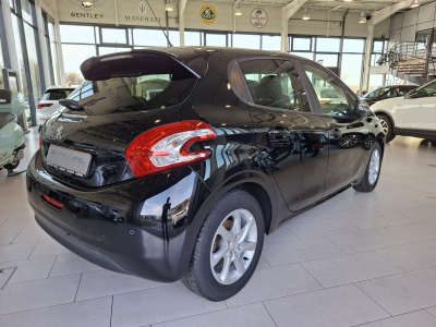 Peugeot 208 1.6 HDI 92 STYLE , 1 HAND, TEMPOMAT, BLUETOOTH,GARANTIE 12 MOIS