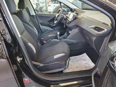 Peugeot 208 1.6 HDI 92 STYLE , 1 HAND, TEMPOMAT, BLUETOOTH,GARANTIE 12 MOIS