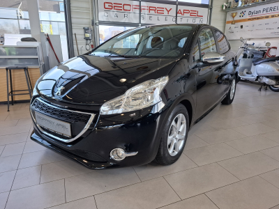 Peugeot 208 1.6 HDI 92 STYLE , 1 HAND, TEMPOMAT, BLUETOOTH,GARANTIE 12 MOIS