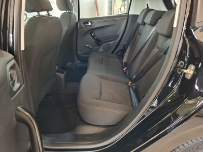Peugeot 208 1.6 HDI 92 STYLE , 1 HAND, TEMPOMAT, BLUETOOTH,GARANTIE 12 MOIS