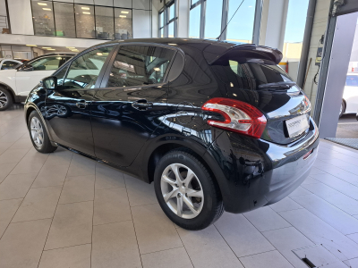 Peugeot 208 1.6 HDI 92 STYLE , 1 HAND, TEMPOMAT, BLUETOOTH,GARANTIE 12 MOIS