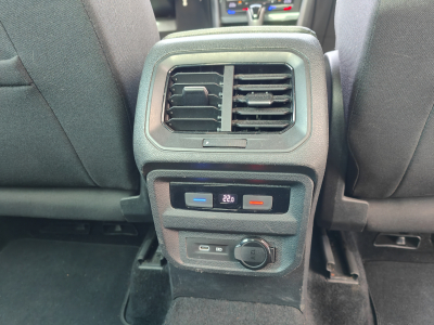 Volkswagen Tiguan 2.0 TDI DSG CARPLAY CAMERA GPS VOLANT CHAUFF