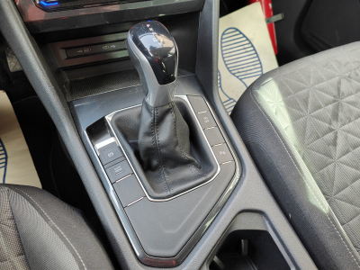 Volkswagen Tiguan 2.0 TDI DSG CARPLAY CAMERA GPS VOLANT CHAUFF