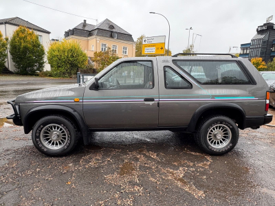 Nissan Terrano Terrano 2.4 Prestige/ H KENNZEICHEN /