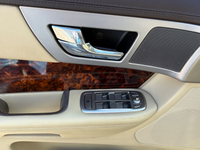 Jaguar XF XF 3.0 V6 Diesel Luxury