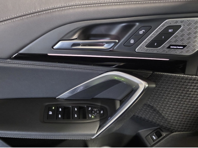 BMW X1 23i XDRIVE NEW MODEL M SPORT PAKET HEAD UP HARMAN KARDON PANO CUIR NAVI