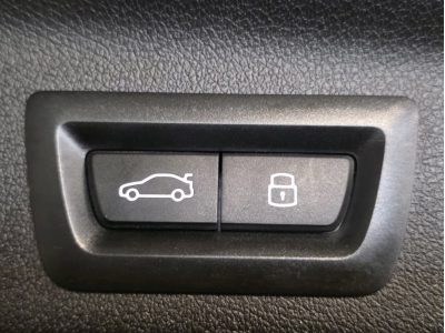 BMW X1 23i XDRIVE NEW MODEL M SPORT PAKET HEAD UP HARMAN KARDON PANO CUIR NAVI