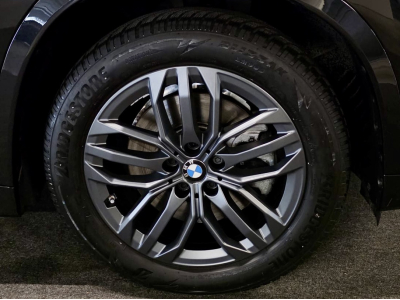 BMW X1 23i XDRIVE NEW MODEL M SPORT PAKET HEAD UP HARMAN KARDON PANO CUIR NAVI