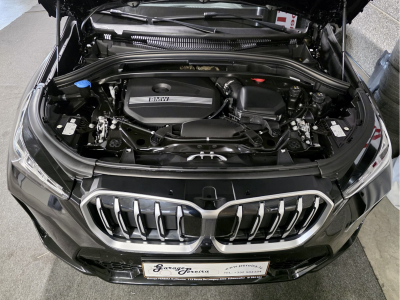 BMW X1 23i XDRIVE NEW MODEL M SPORT PAKET HEAD UP HARMAN KARDON PANO CUIR NAVI