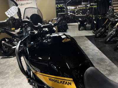 Royal Enfield Himalayan 450 Summit Black tubless