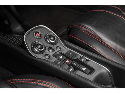 McLaren 570S Spider - VEGA BLUE ELITE