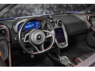 McLaren 570S Spider - VEGA BLUE ELITE