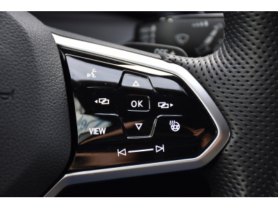 Volkswagen Golf GTI 2.0 TSI DSG