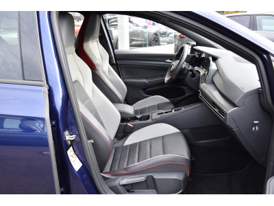 Volkswagen Golf GTI 2.0 TSI DSG