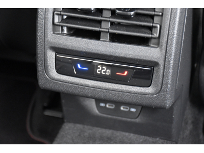 Volkswagen Golf GTI 2.0 TSI DSG