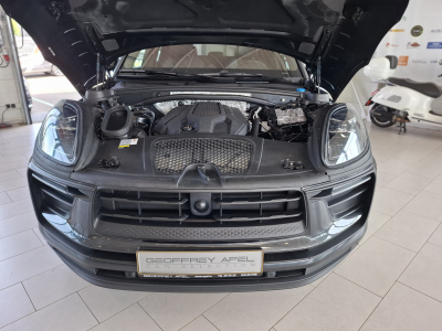 Porsche Macan 2.0 265 NEW MODEL PACK CHRONO PANO CUIR NAVI 1 HAND