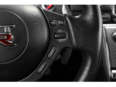 Nissan GT-R R 35 V6 PREMIUM EDITION