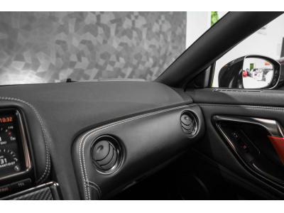 Nissan GT-R R 35 V6 PREMIUM EDITION