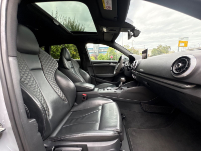 Audi RS3 RS 3 Sportback 2.5 TFSI quattro