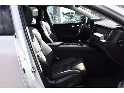 Volvo XC60 2.0 PHEV T6 AWD Plus Dark