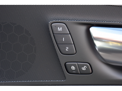 Volvo XC60 2.0 PHEV T6 AWD Plus Dark