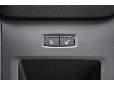 Volvo XC60 2.0 PHEV T6 AWD Plus Dark