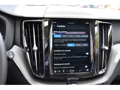 Volvo XC60 2.0 PHEV T6 AWD Plus Dark