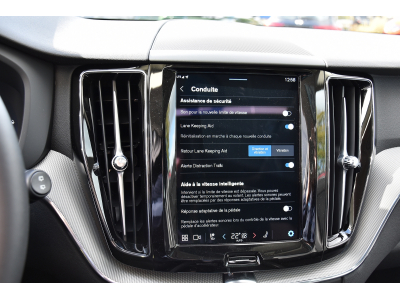 Volvo XC60 2.0 PHEV T6 AWD Plus Dark