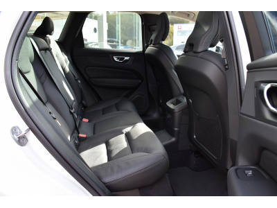 Volvo XC60 2.0 PHEV T6 AWD Plus Dark