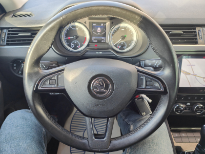 Skoda Octavia 1.6 CR TDI DSG GPS CARPLAY SIEGES CHAUFFANTS