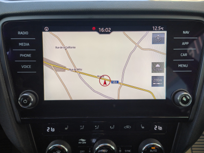 Skoda Octavia 1.6 CR TDI DSG GPS CARPLAY SIEGES CHAUFFANTS