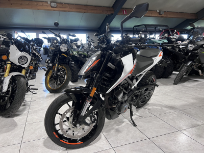 KTM 390 Duke 