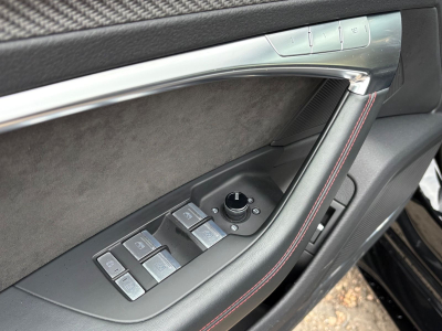 Audi RS6-R RS6 Avant 4.0 TFSI quattro/Nachtsicht/Pano/Softc