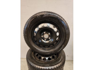 Jantes acier + Pneus hiver 16