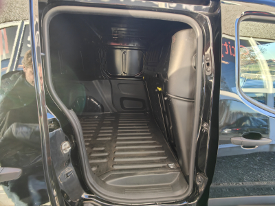 Peugeot Partner 1.6 HDI 3 PLACES CLIMATISATION CARPLAY GPS BLUETOOTH