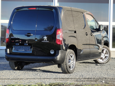 Peugeot Partner 1.6 HDI 3 PLACES CLIMATISATION CARPLAY GPS BLUETOOTH