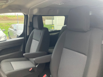 Citroën Jumpy 180 EAT8 DOKA XL 5 Sitzer/Navy/Kamera