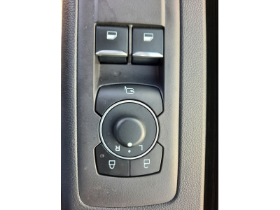 Ford Transit Custom 232 BVA PHEV L2H1 Kombi Limited