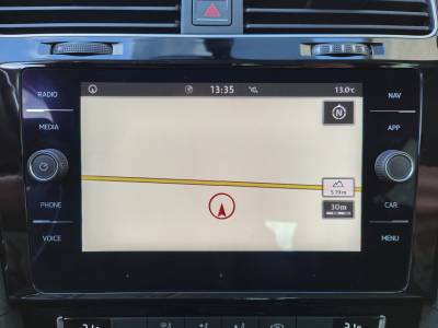 Volkswagen Golf 1.0 TSI JOIN GPS CARPLAY CAMERA APS AV/ARR