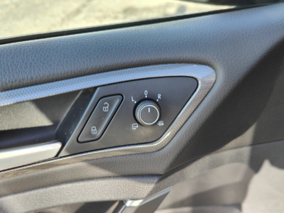 Volkswagen Golf 1.0 TSI JOIN GPS CARPLAY CAMERA APS AV/ARR