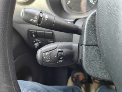 Citroën Berlingo 1.6 HDI 3 PLACES CLIMATISATION RADIO